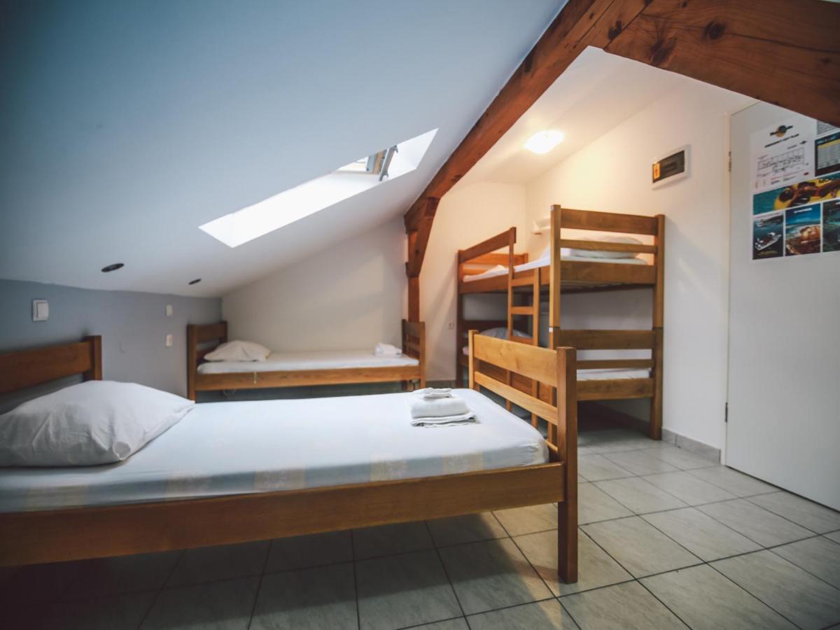 Moon Rocks Hostel Novalja Zewnętrze zdjęcie