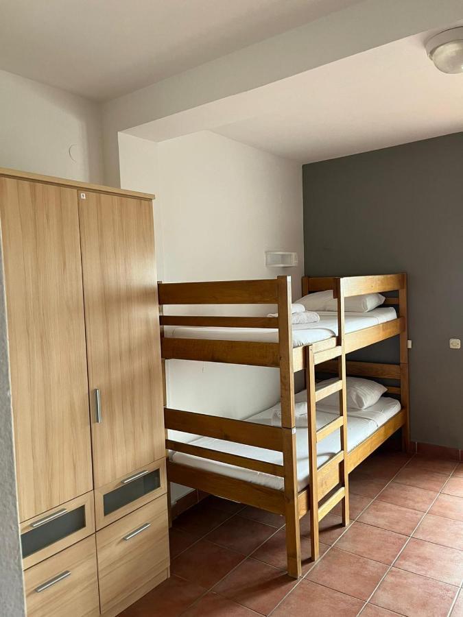Moon Rocks Hostel Novalja Zewnętrze zdjęcie