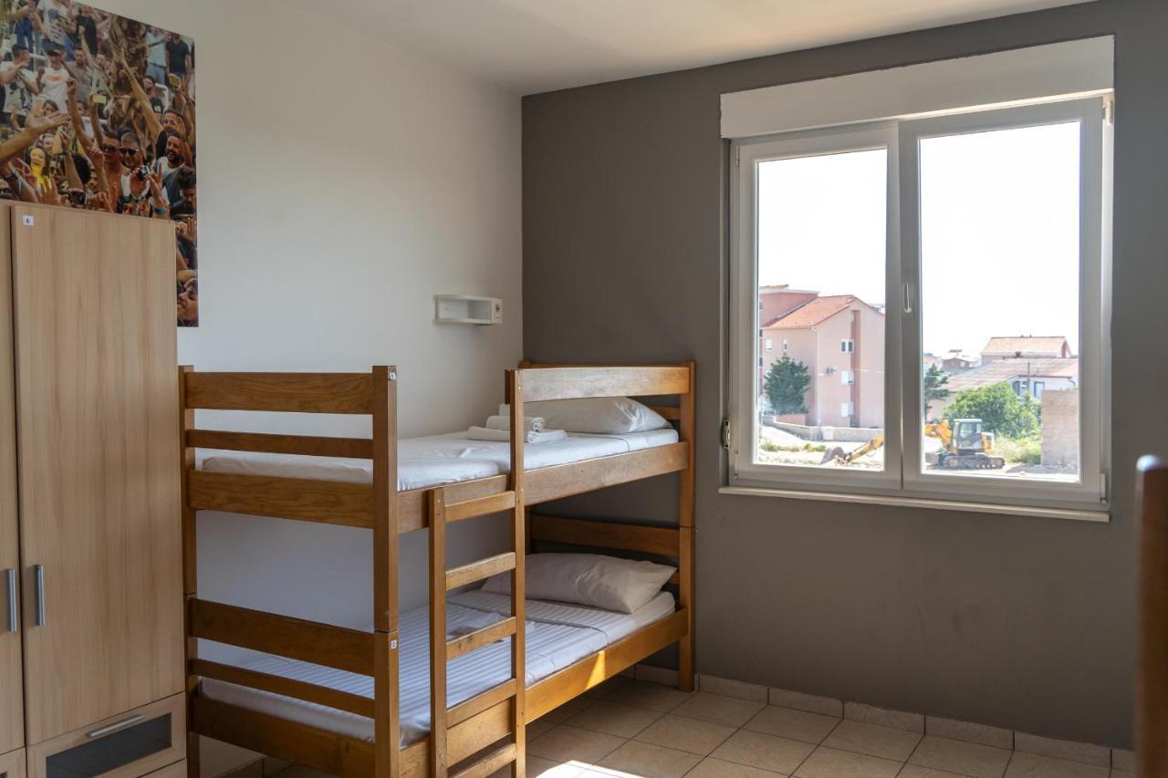 Moon Rocks Hostel Novalja Zewnętrze zdjęcie