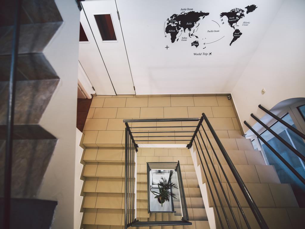 Moon Rocks Hostel Novalja Zewnętrze zdjęcie