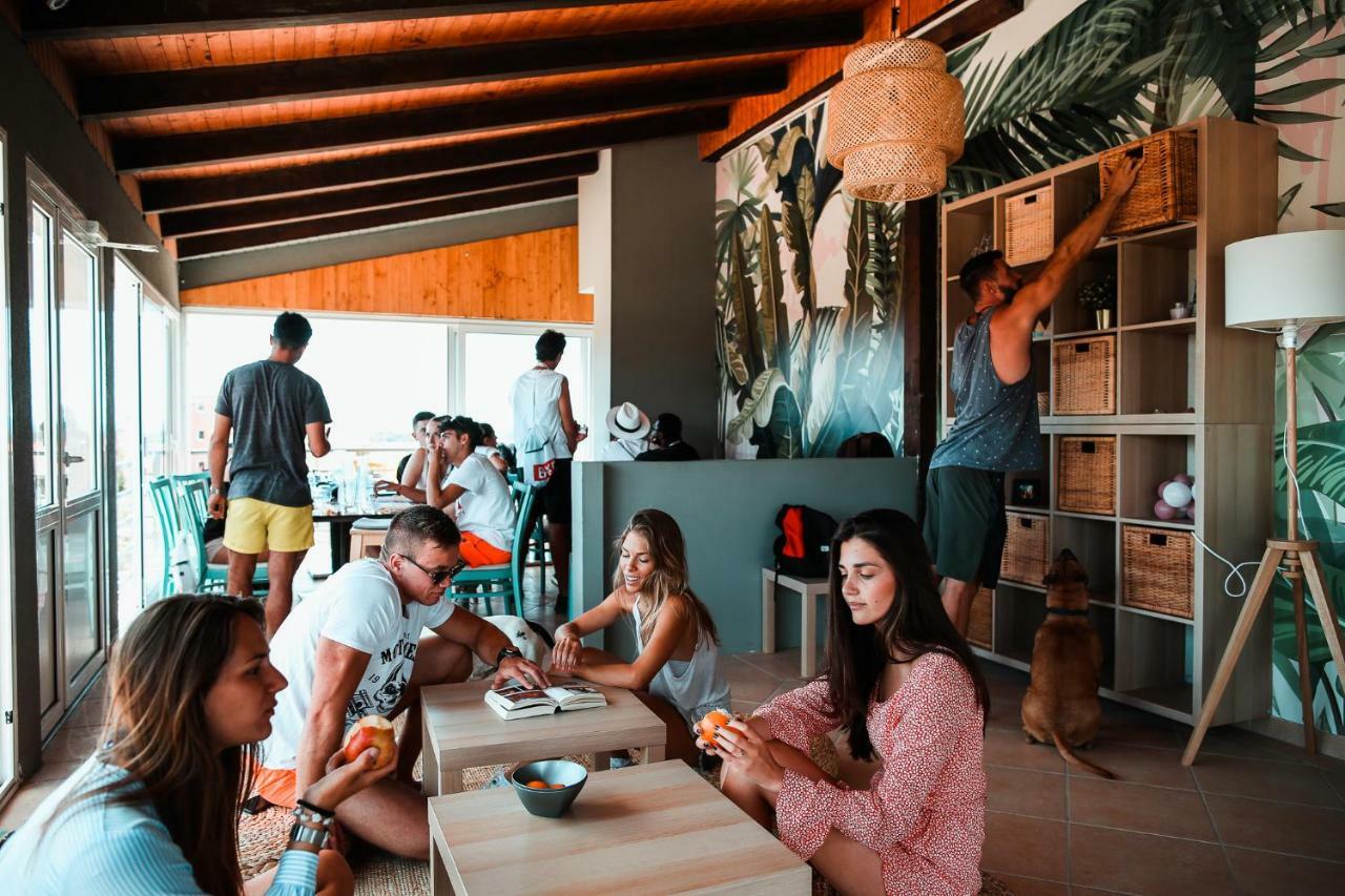 Moon Rocks Hostel Novalja Zewnętrze zdjęcie